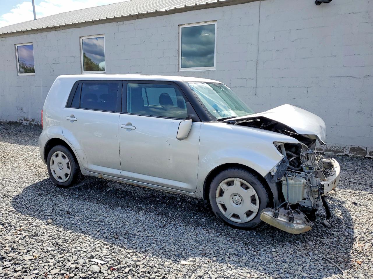 2008 TOYOTA SCION XB photo 4