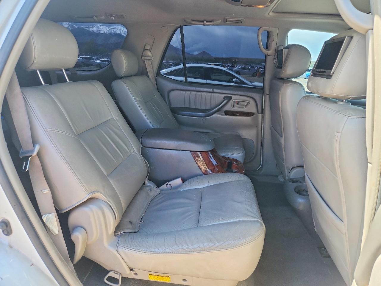 2006 TOYOTA SEQUOIA LIMITED photo 31
