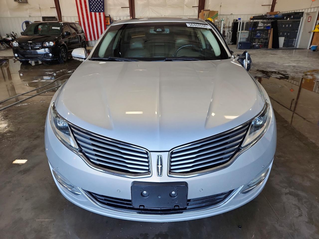2014 LINCOLN MKZ photo 5