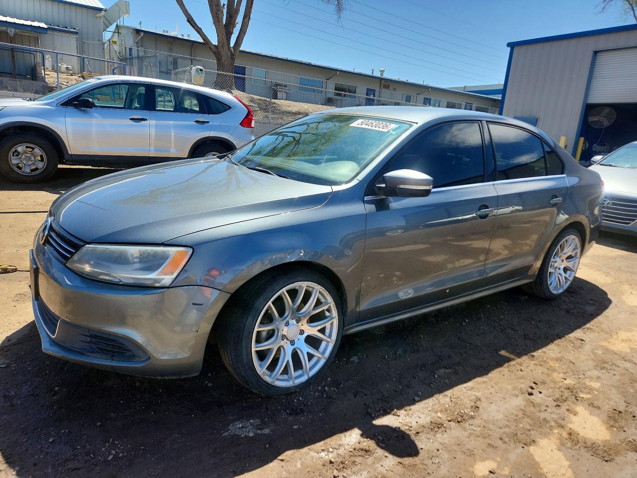 2013 VOLKSWAGEN JETTA