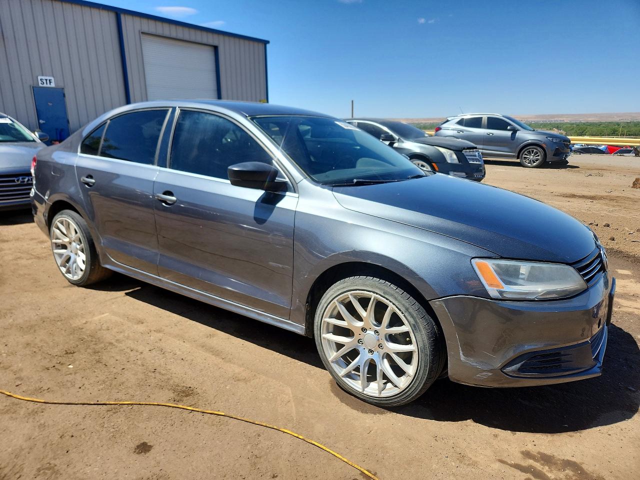 2013 VOLKSWAGEN JETTA SE photo 4