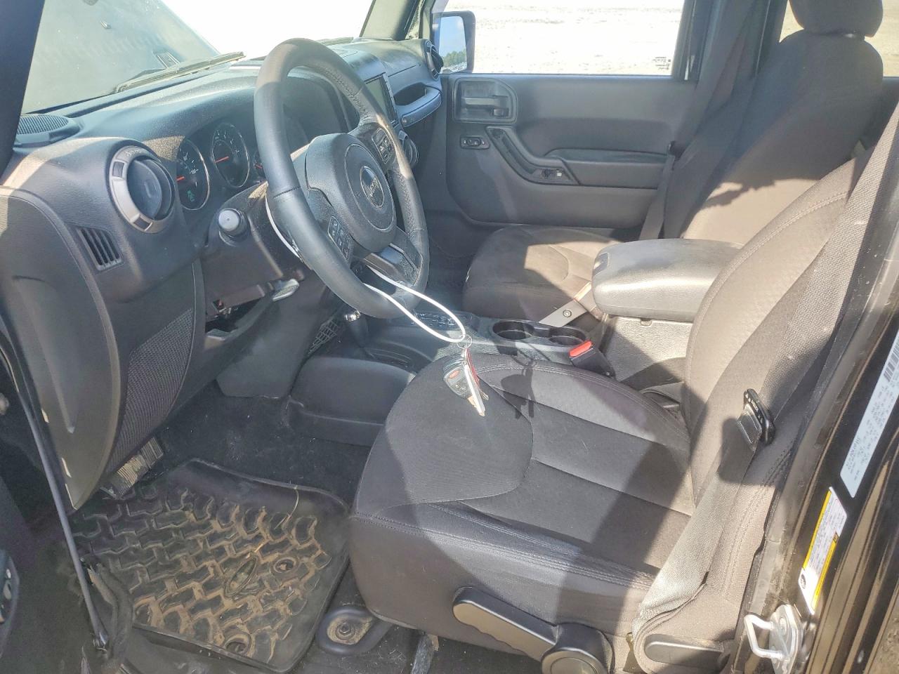 2015 JEEP WRANGLER UNLIMITED SPORT photo 13