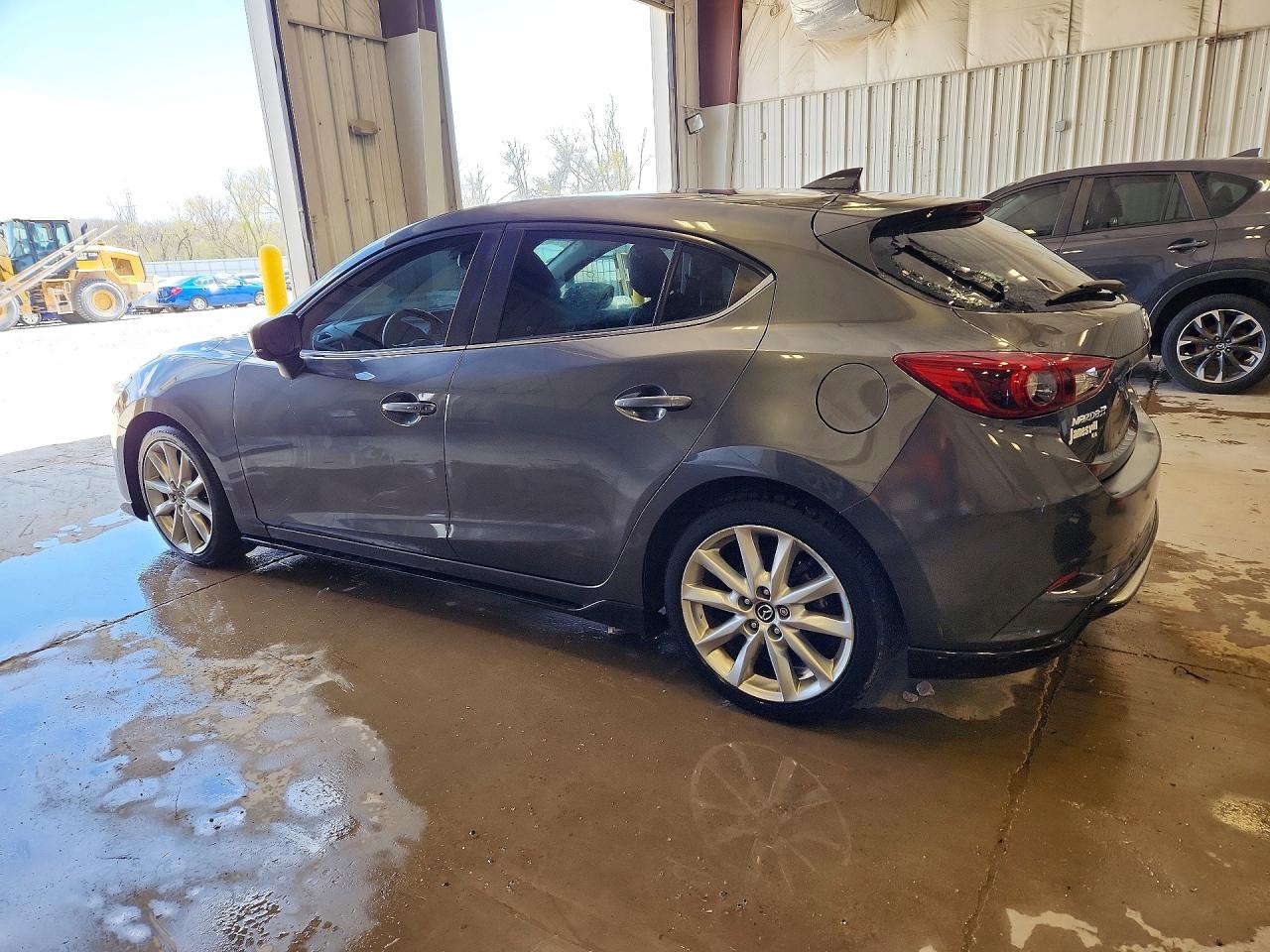 2017 MAZDA 3 GRAND TOURING photo 3