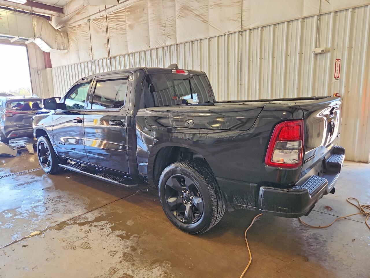 2019 RAM 1500 BIG HORN photo 3