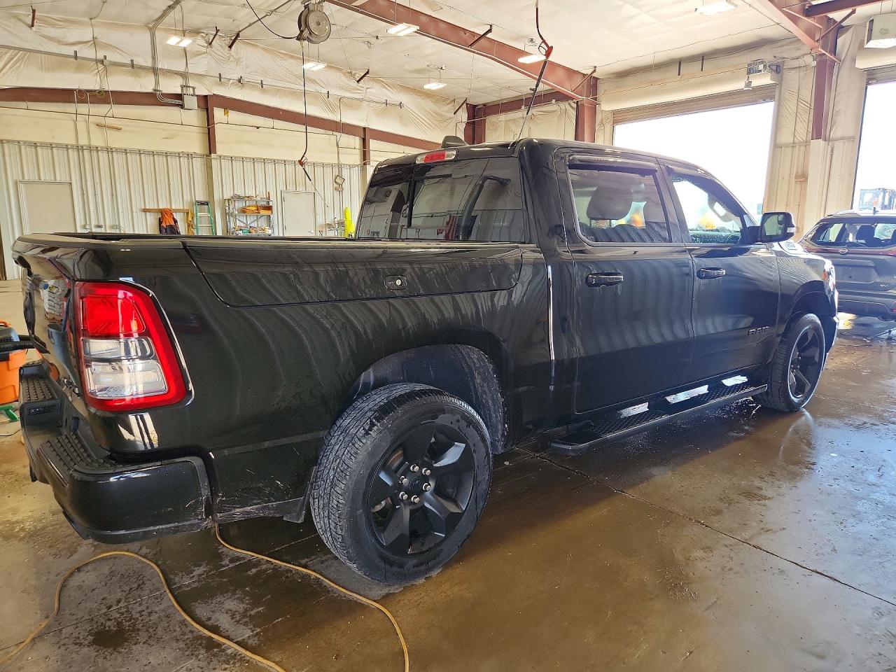 2019 RAM 1500 BIG HORN photo 5