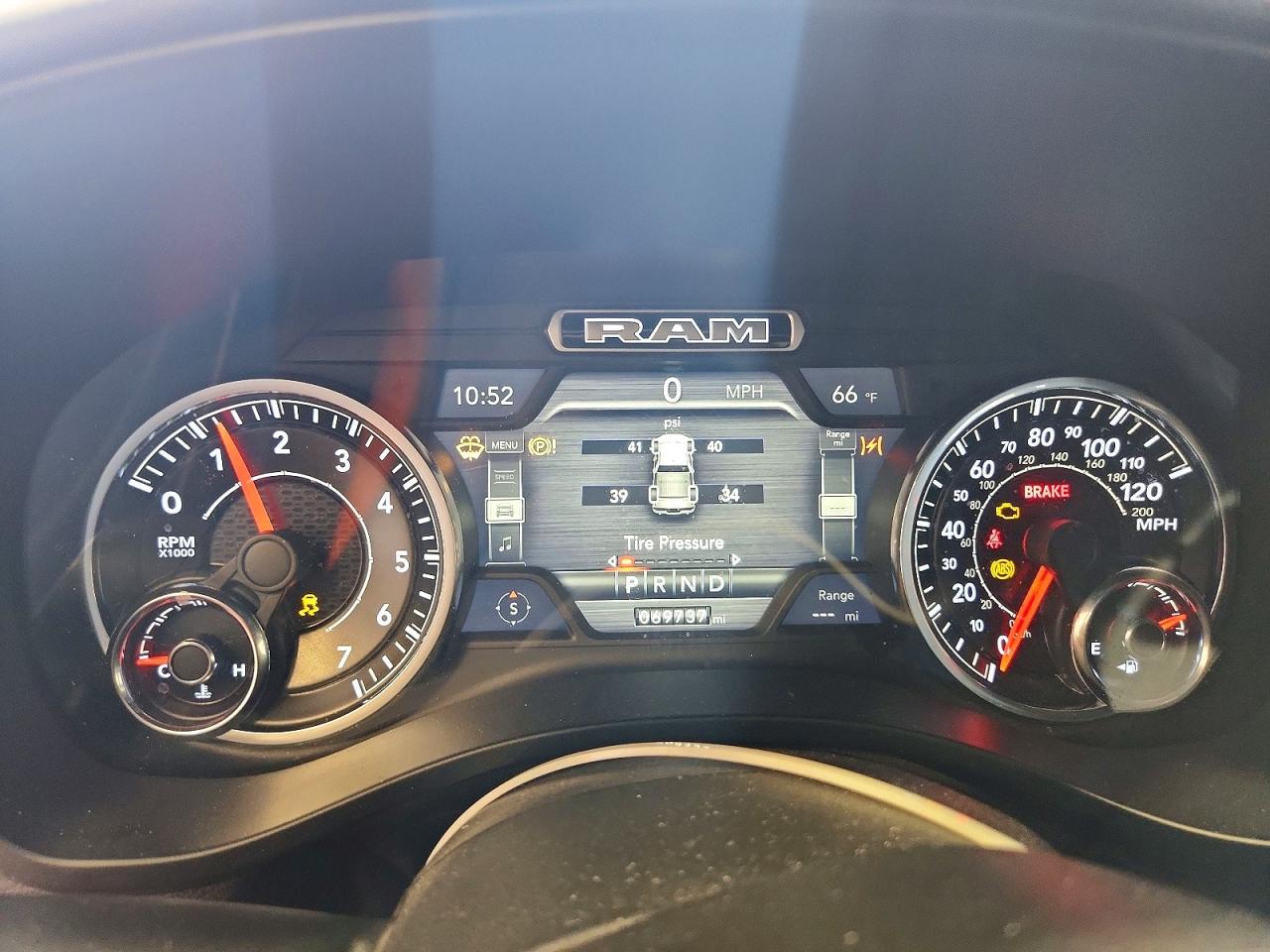 2019 RAM 1500 BIG HORN photo 17