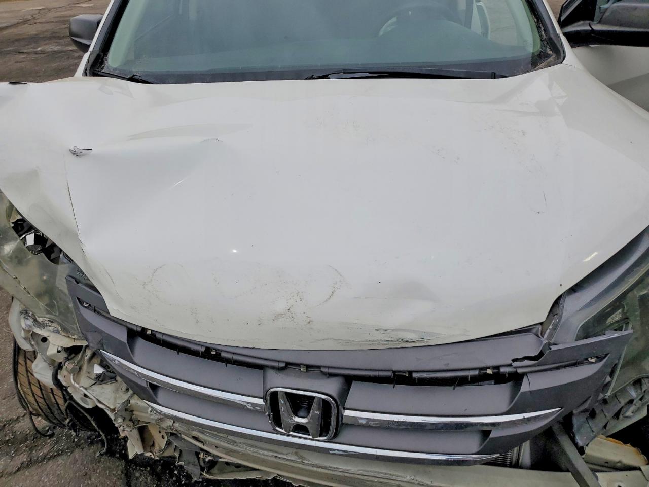 2013 HONDA CR-V LX photo 23