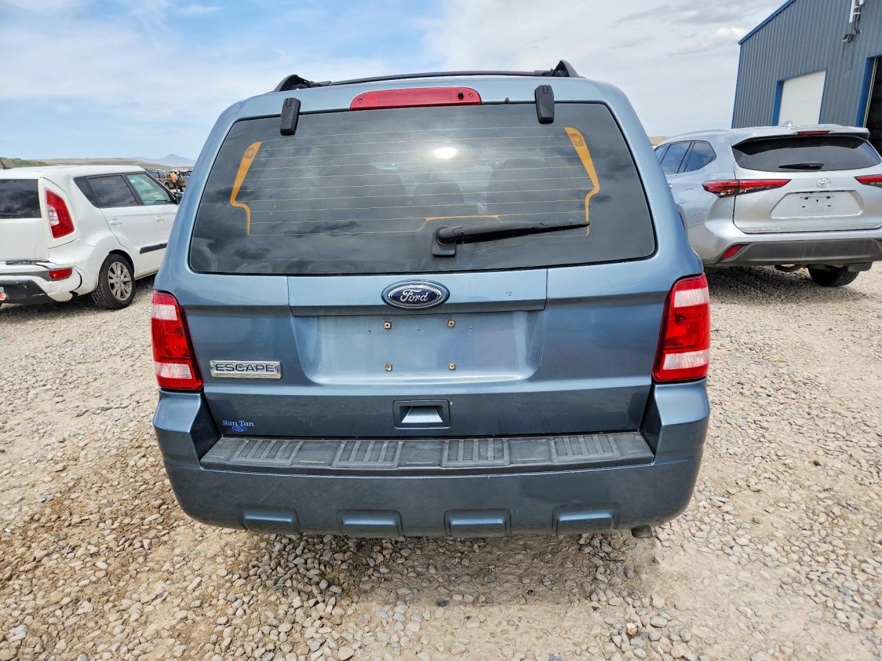 2010 FORD ESCAPE XLS photo 11