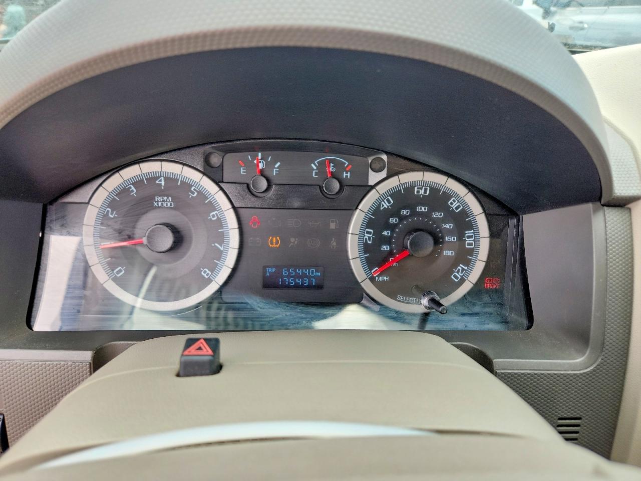 2010 FORD ESCAPE XLS photo 17