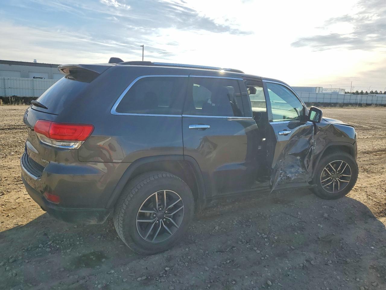 2019 JEEP GRAND CHEROKEE LIMITED photo 5