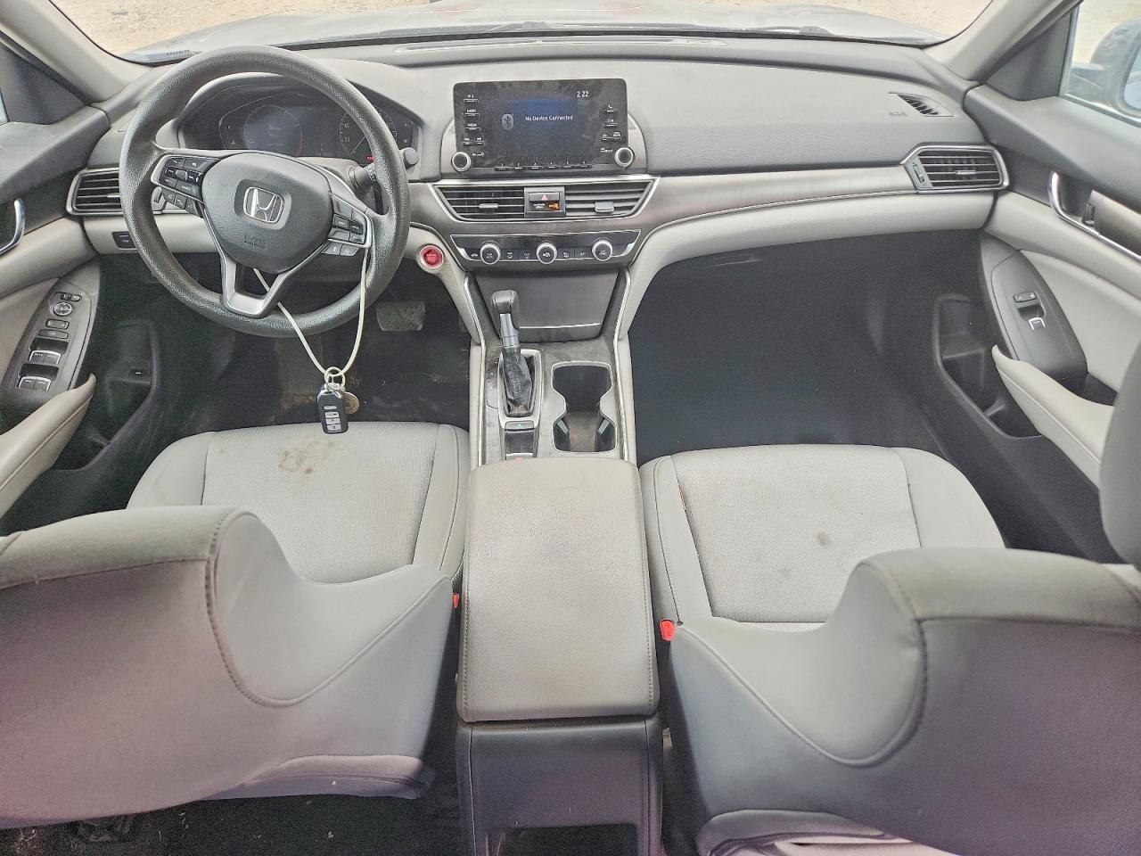 2018 HONDA ACCORD LX photo 15