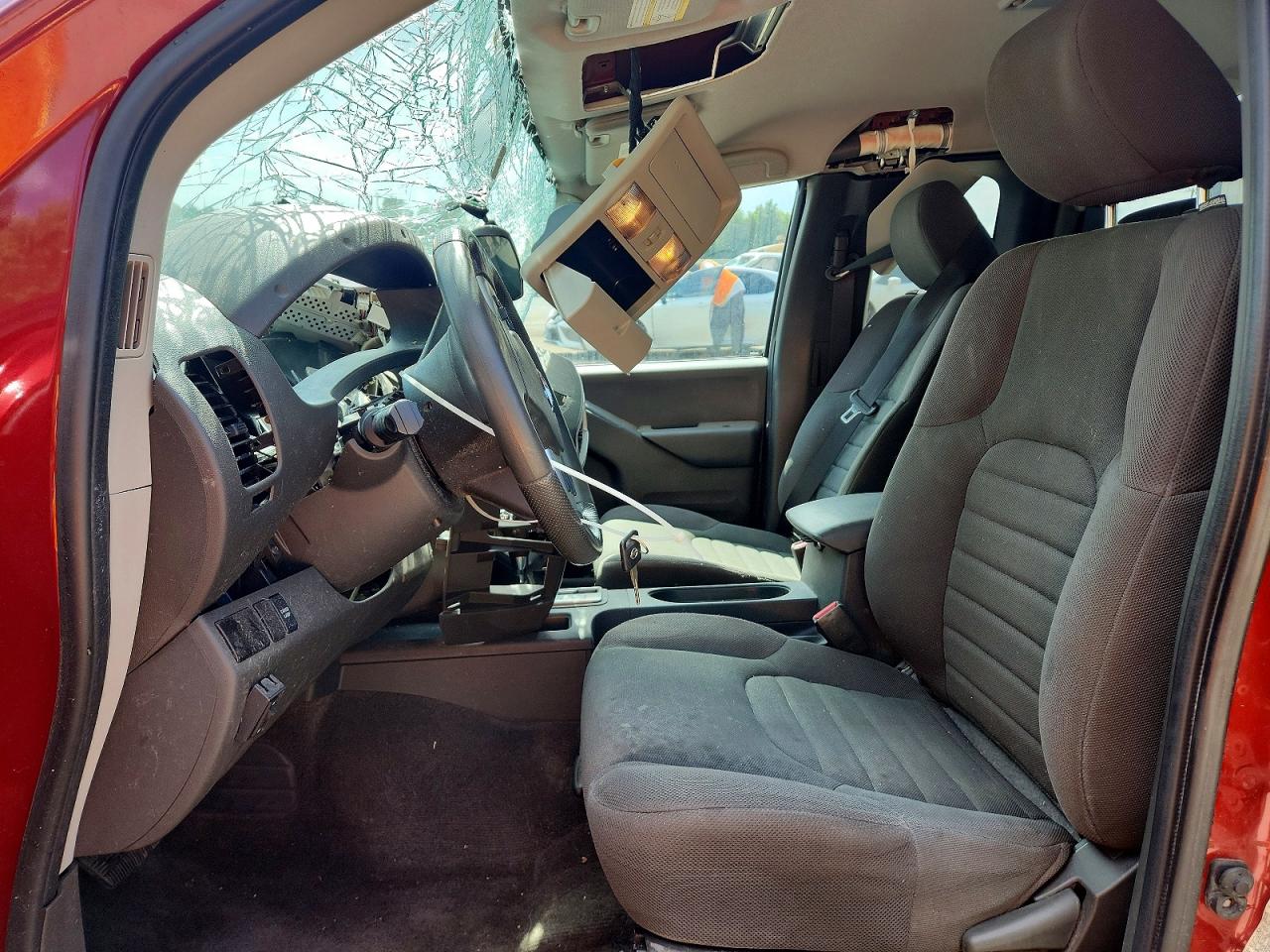 2017 NISSAN FRONTIER S photo 13