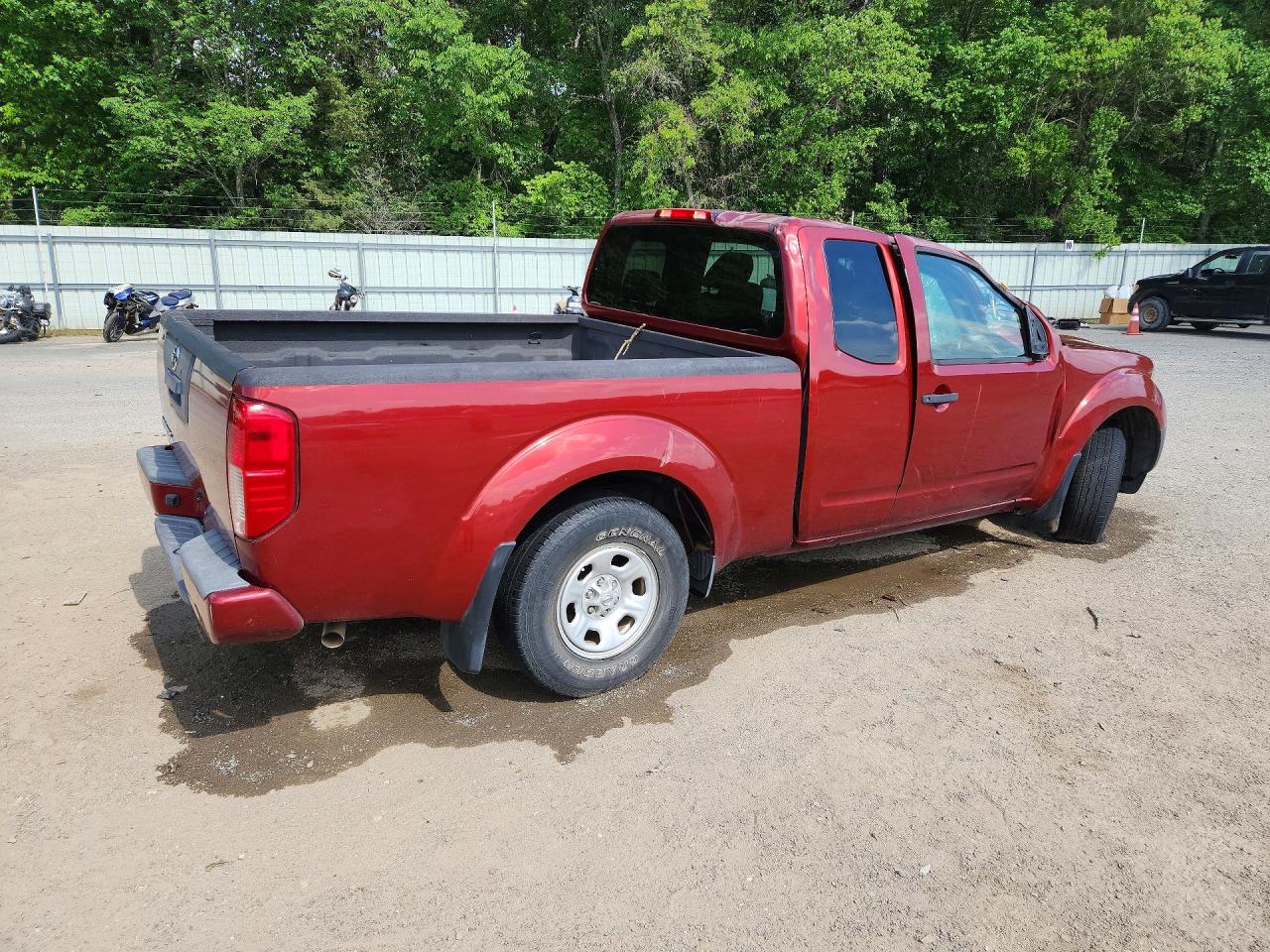 2017 NISSAN FRONTIER S photo 5