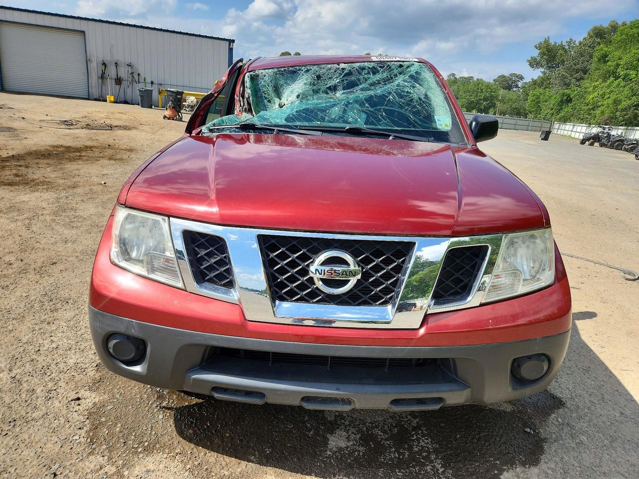 2017 NISSAN FRONTIER S photo 9