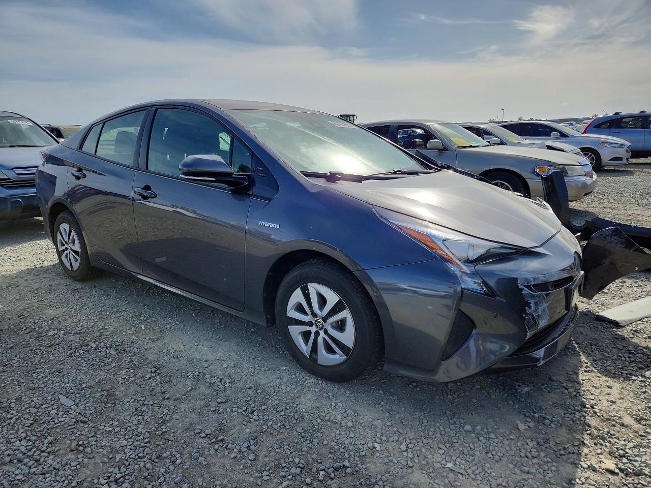 2018 TOYOTA PRIUS TWO photo 7