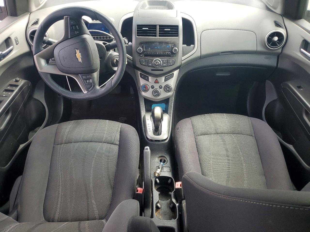 2014 CHEVROLET SONIC LT photo 15
