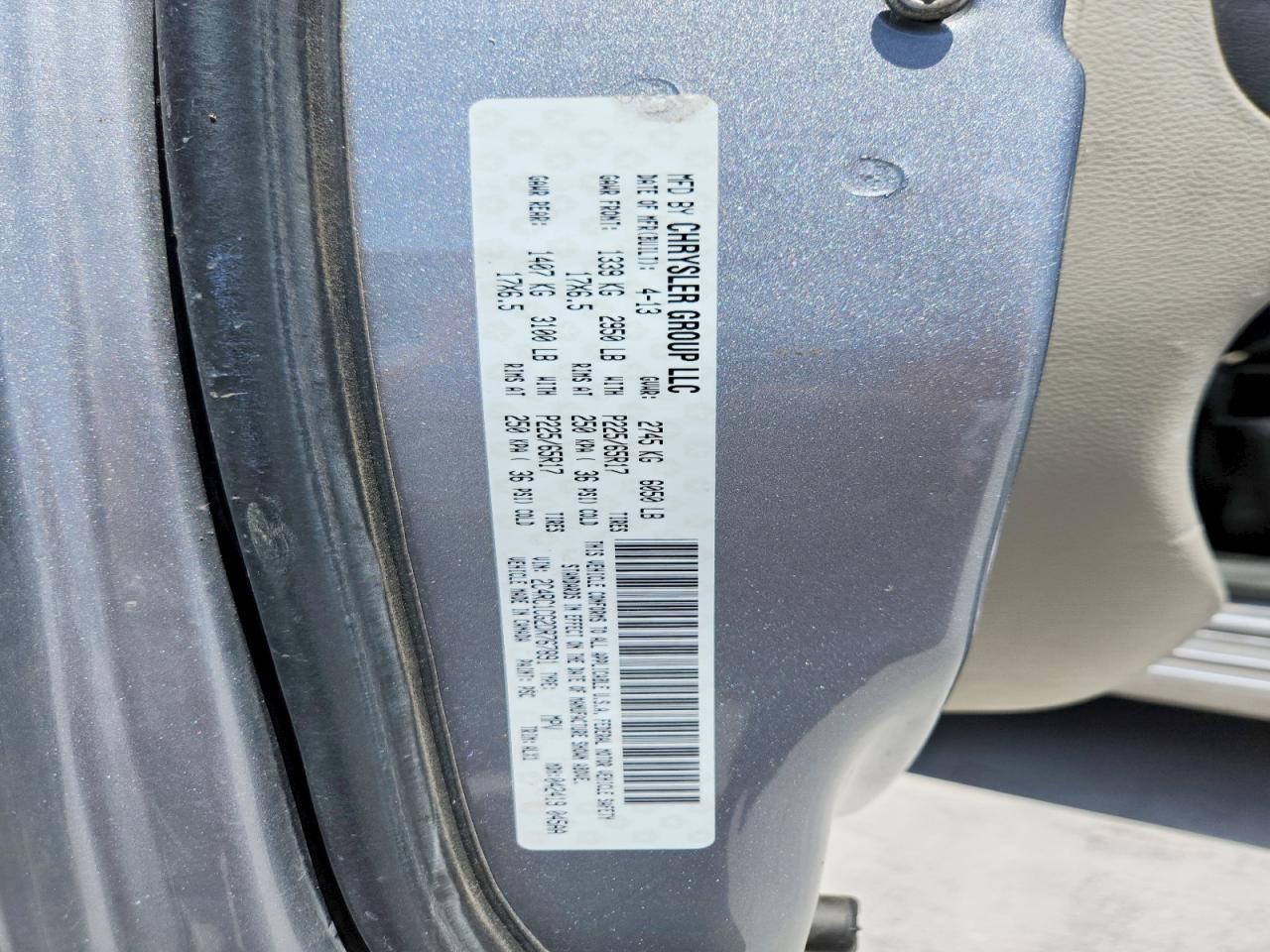 2013 CHRYSLER TOWN & COUNTRY TOURING L photo 40