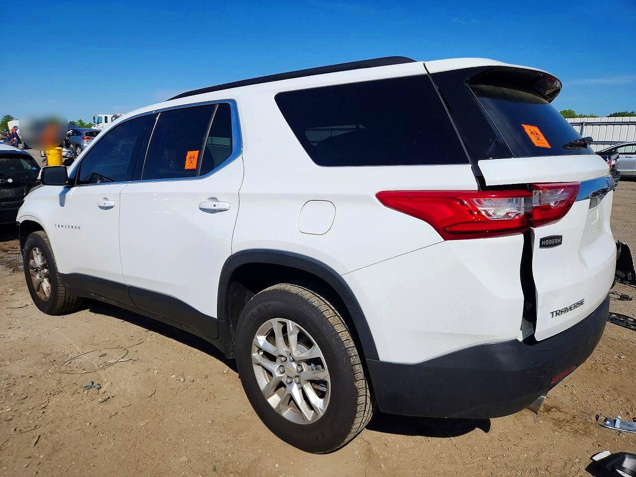 2019 CHEVROLET TRAVERSE LT photo 4