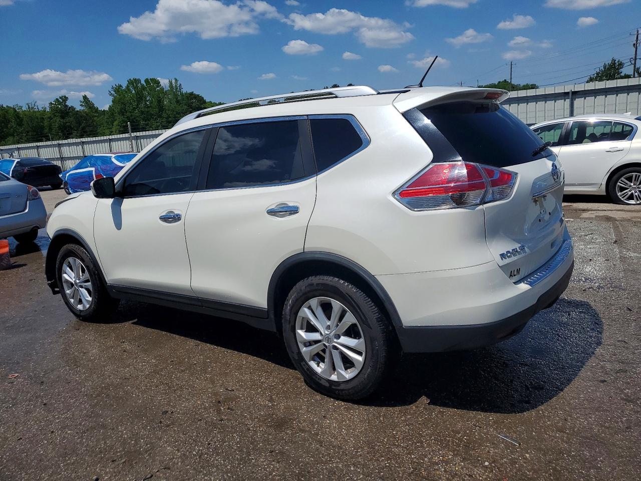 2016 NISSAN ROGUE SV photo 4