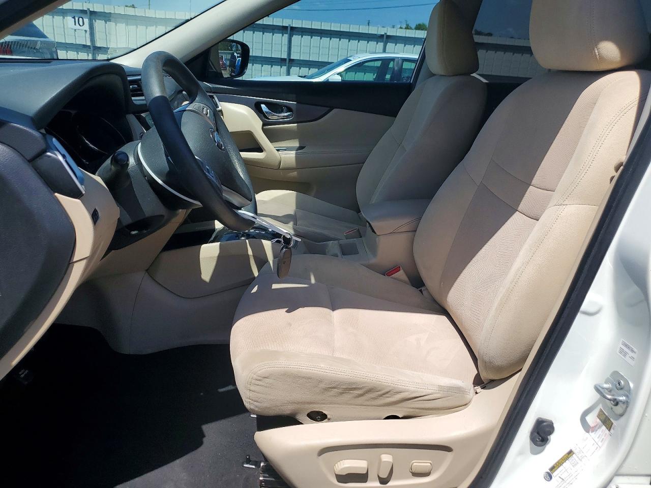 2016 NISSAN ROGUE SV photo 19