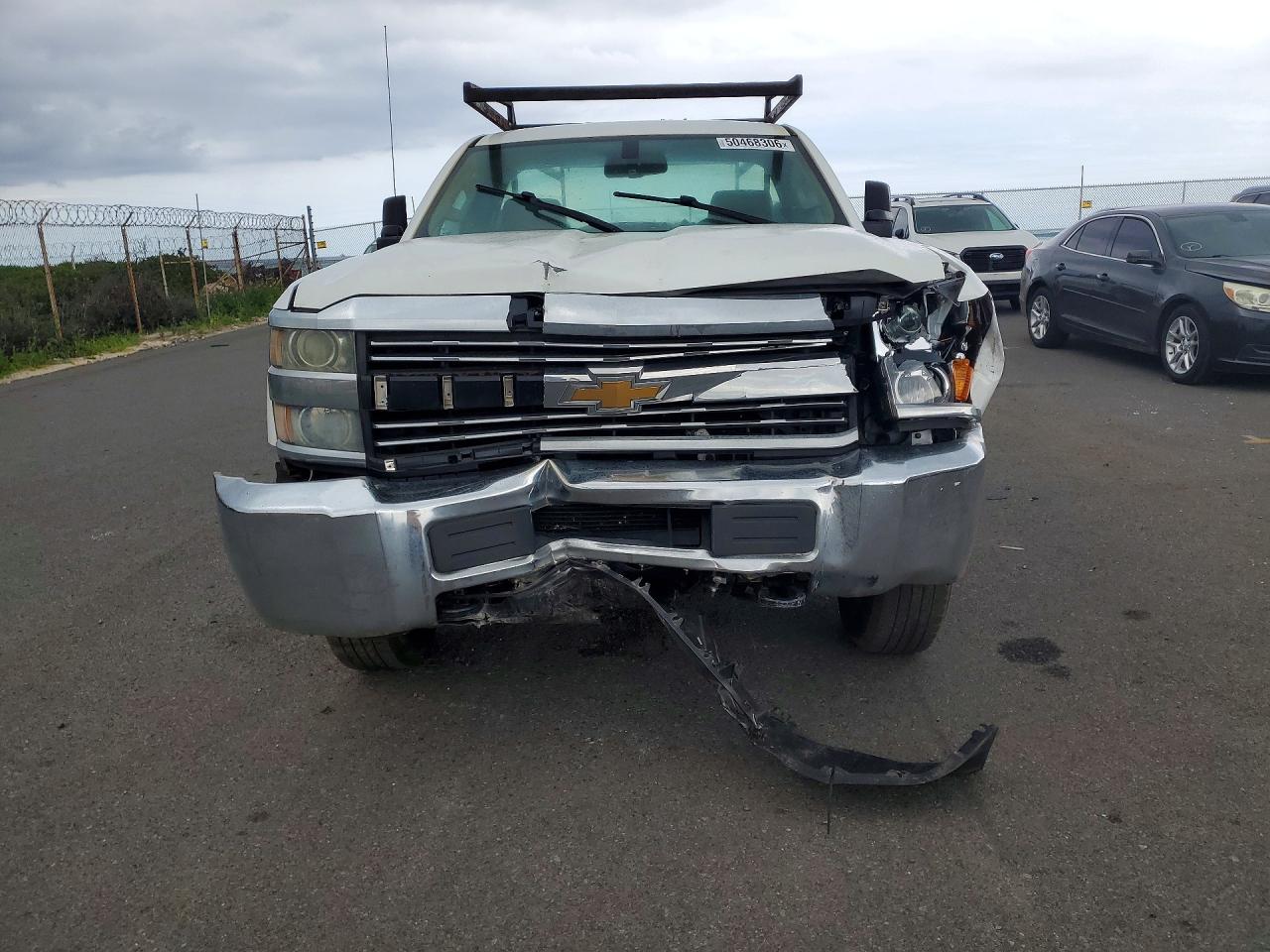 2016 CHEVROLET SILVERADO C2500 HEAVY DUTY photo 9