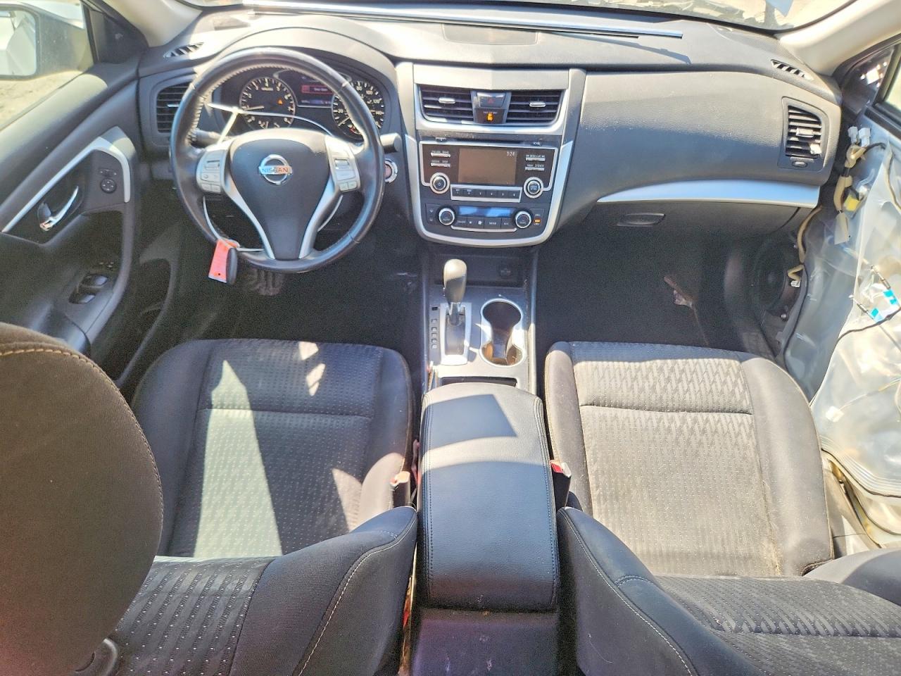 2016 NISSAN ALTIMA 2.5 SV photo 22