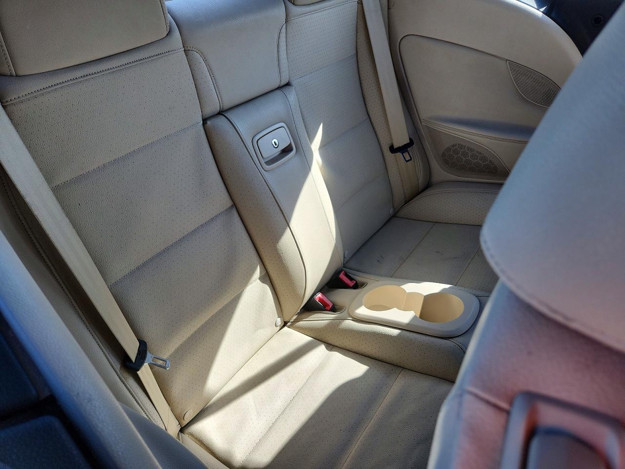 2013 VOLKSWAGEN EOS KOMFORT photo 10