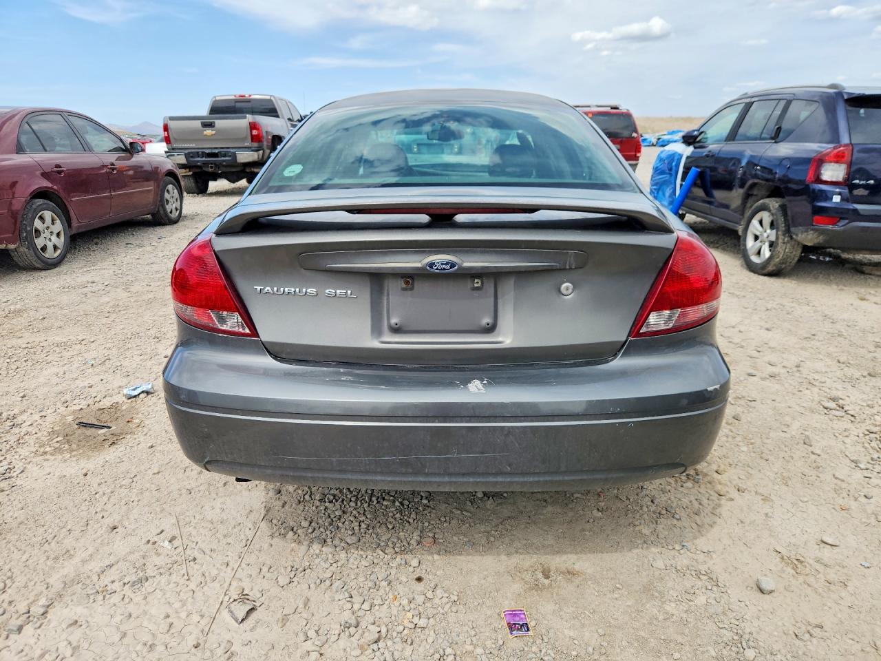 2004 FORD TAURUS SEL photo 11