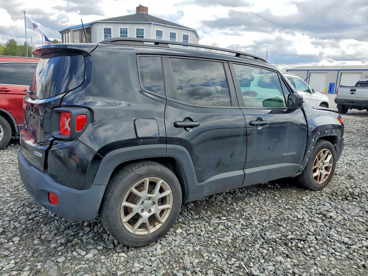 2019 JEEP RENEGADE LATITUDE photo 7