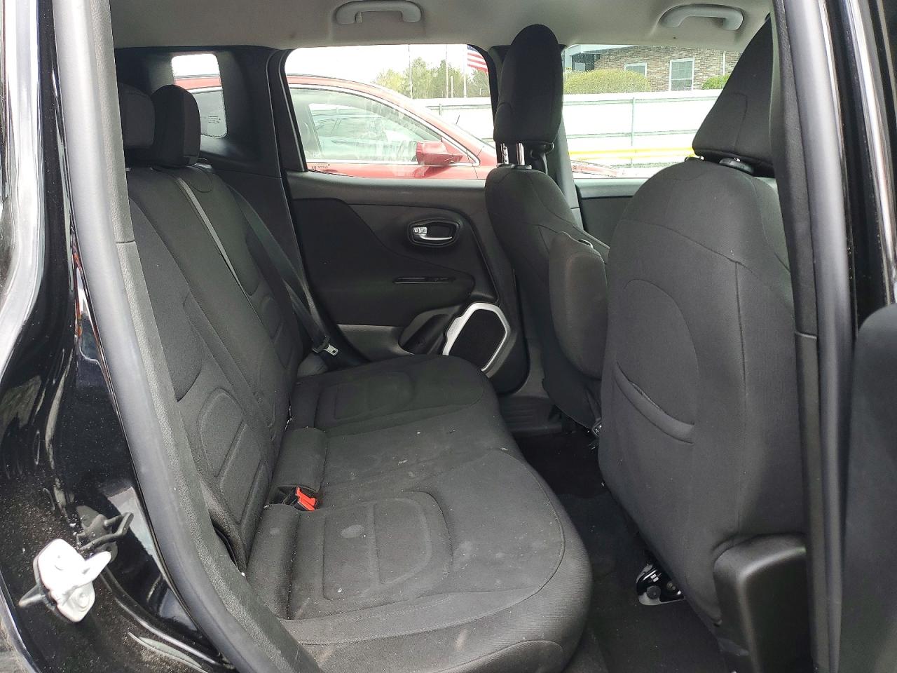 2019 JEEP RENEGADE LATITUDE photo 31