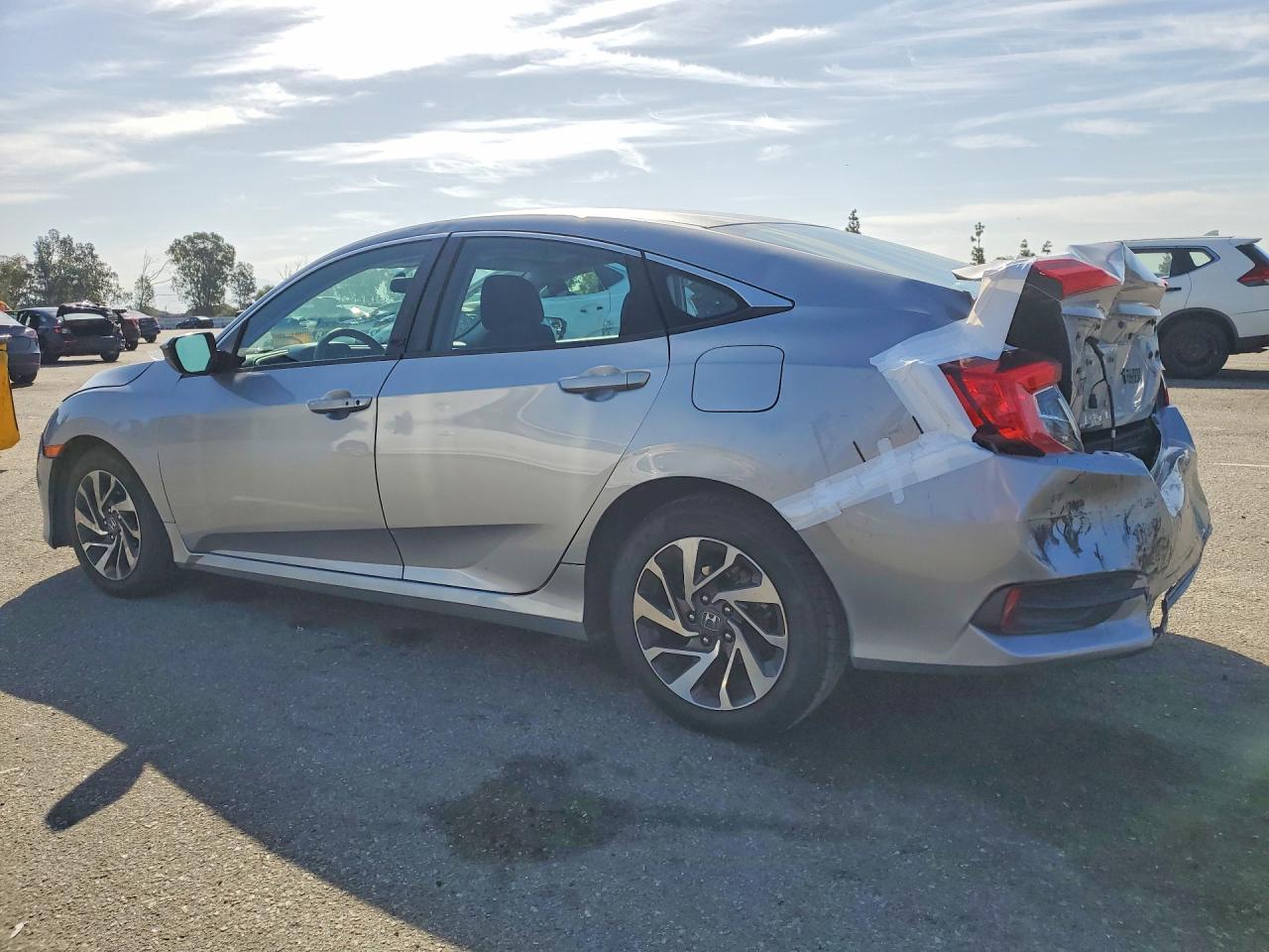 2016 HONDA CIVIC EX photo 4