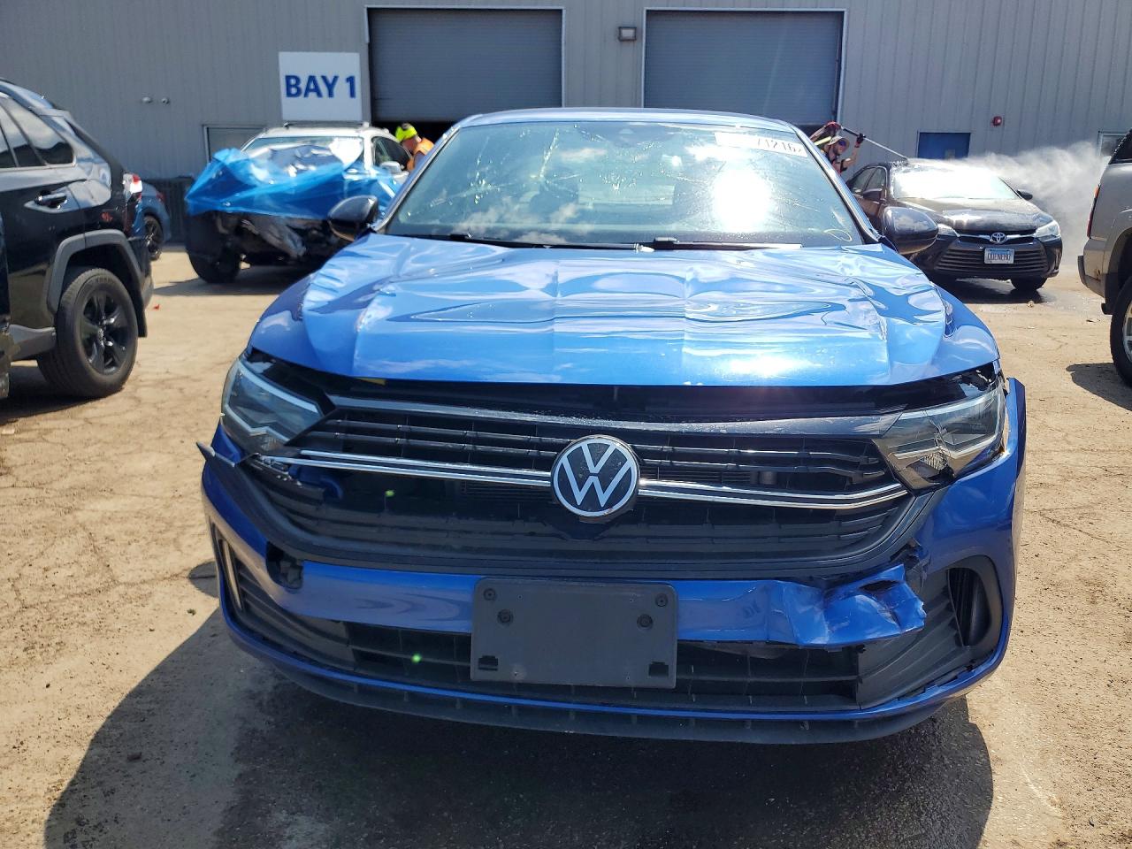 2024 VOLKSWAGEN JETTA SPORT photo 5