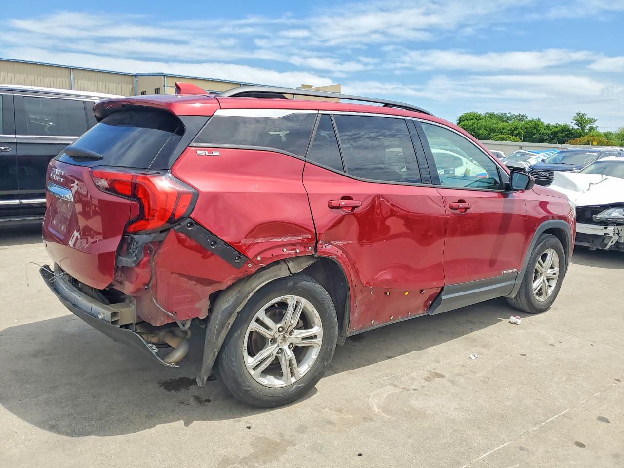 2018 GMC TERRAIN SLE photo 5