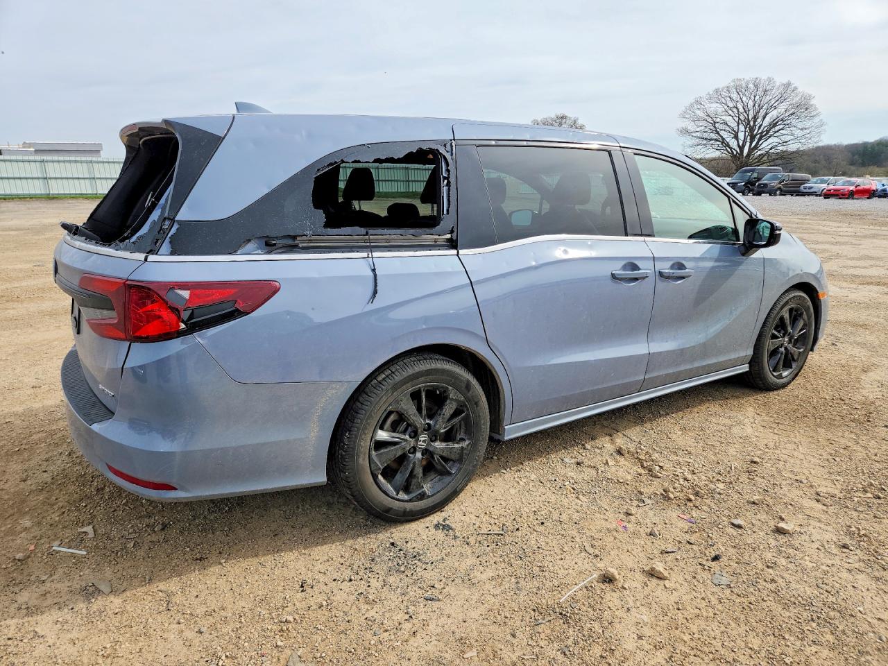2023 HONDA ODYSSEY SPORT-L photo 3