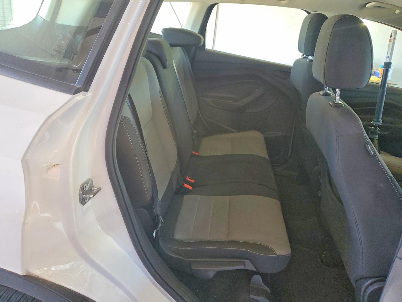 2017 FORD ESCAPE S photo 28