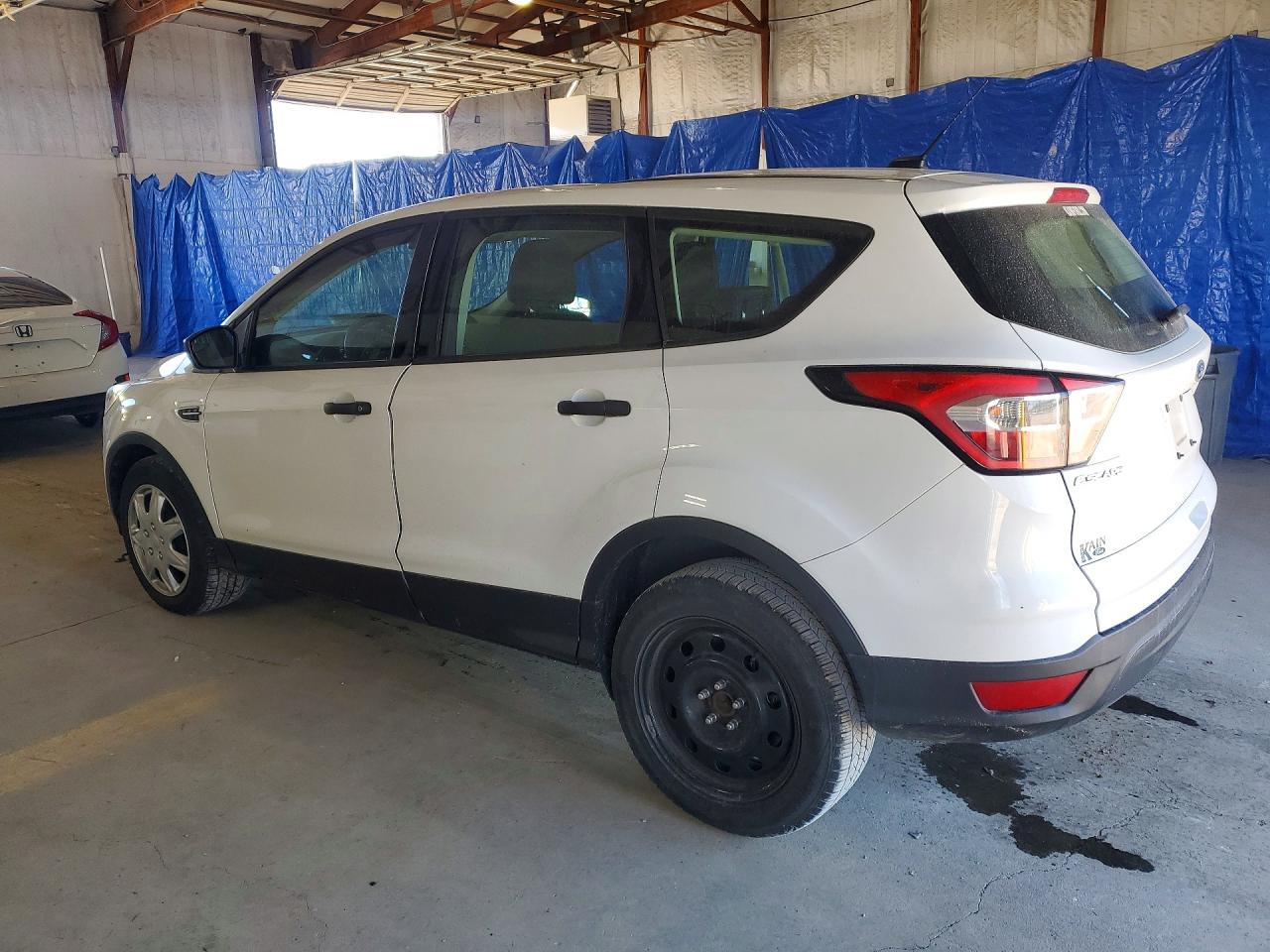 2017 FORD ESCAPE S photo 4
