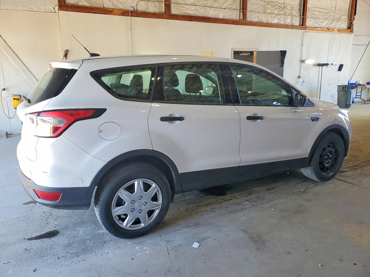 2017 FORD ESCAPE S photo 7