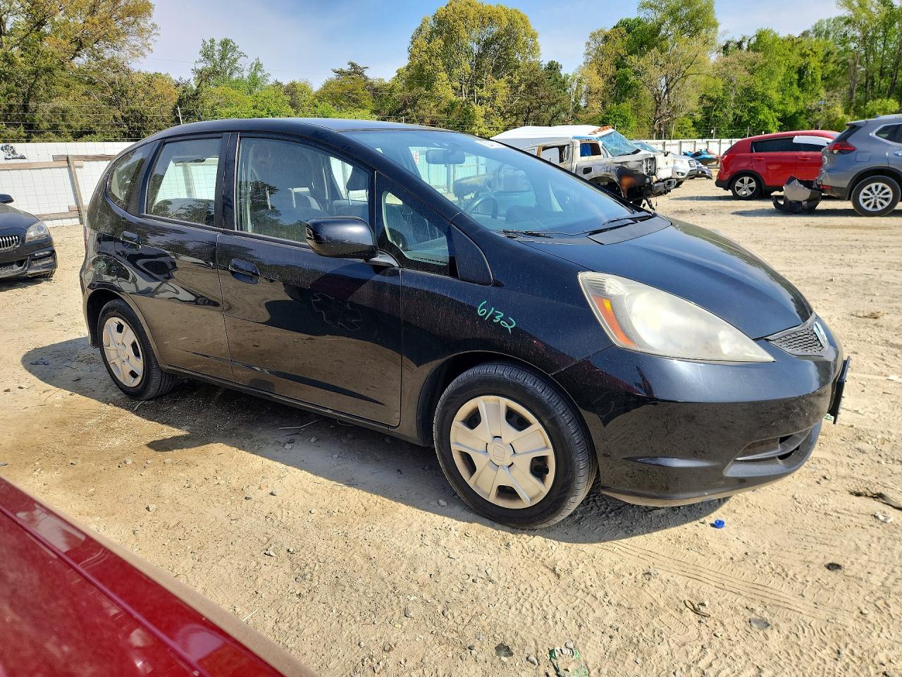 2013 HONDA FIT photo 4