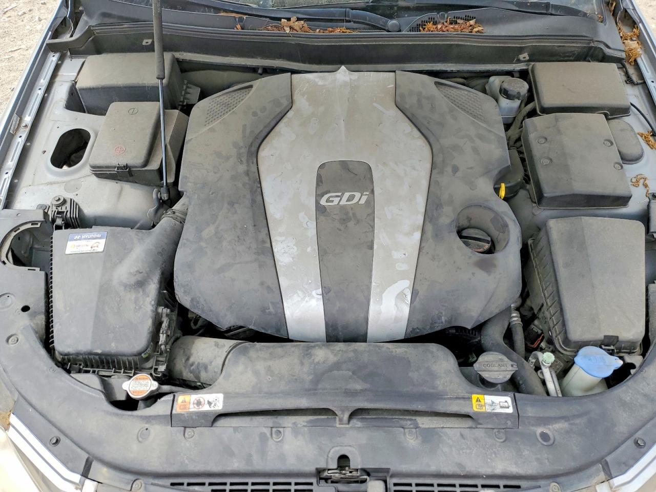 2013 HYUNDAI GENESIS 3.8L photo 11