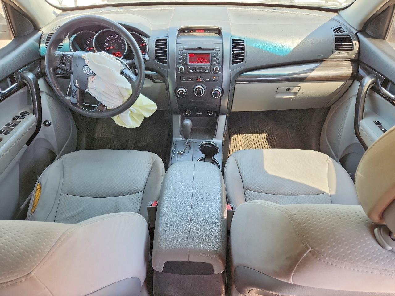2012 KIA SORENTO LX photo 22