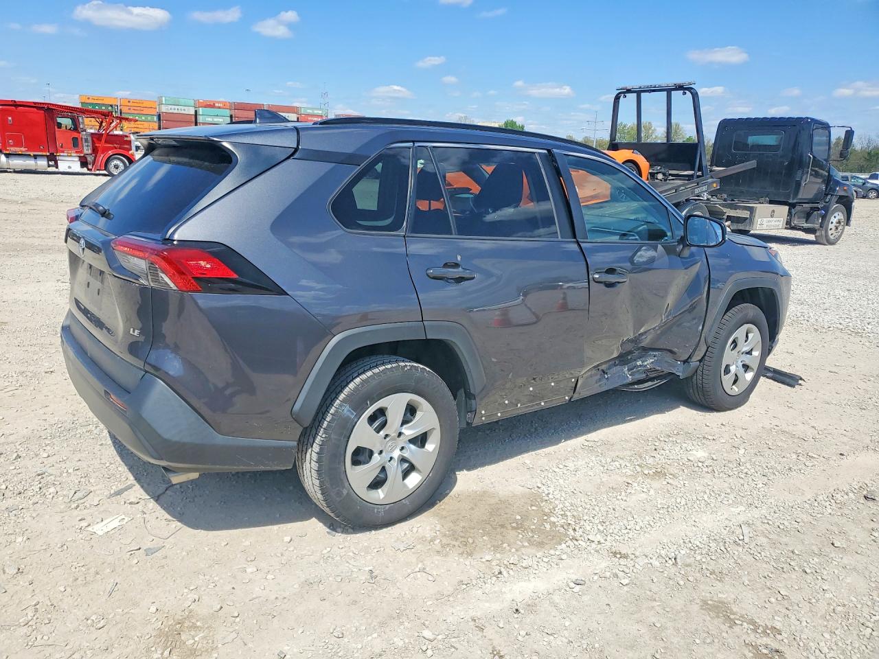 2019 TOYOTA RAV4 LE photo 7