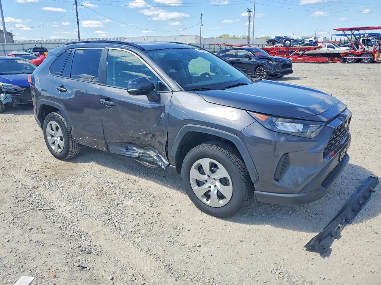 2019 TOYOTA RAV4 LE photo 10