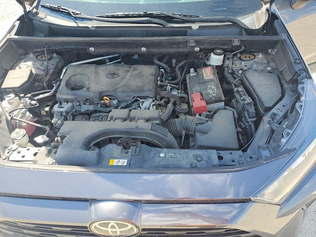 2019 TOYOTA RAV4 LE photo 34