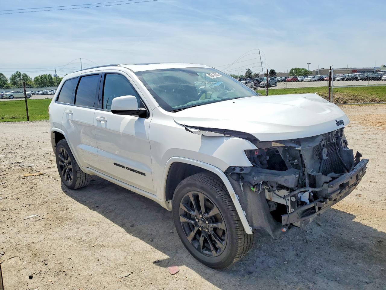 2018 JEEP GRAND CHEROKEE LAREDO photo 10