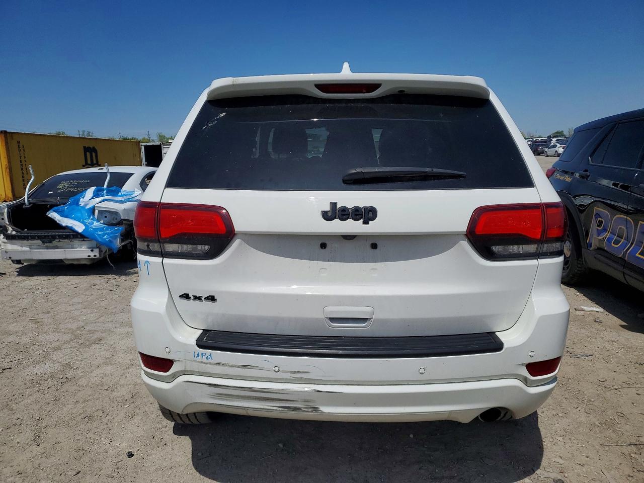 2018 JEEP GRAND CHEROKEE LAREDO photo 16