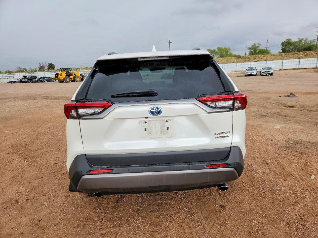 2021 TOYOTA RAV4 LIMITED photo 11