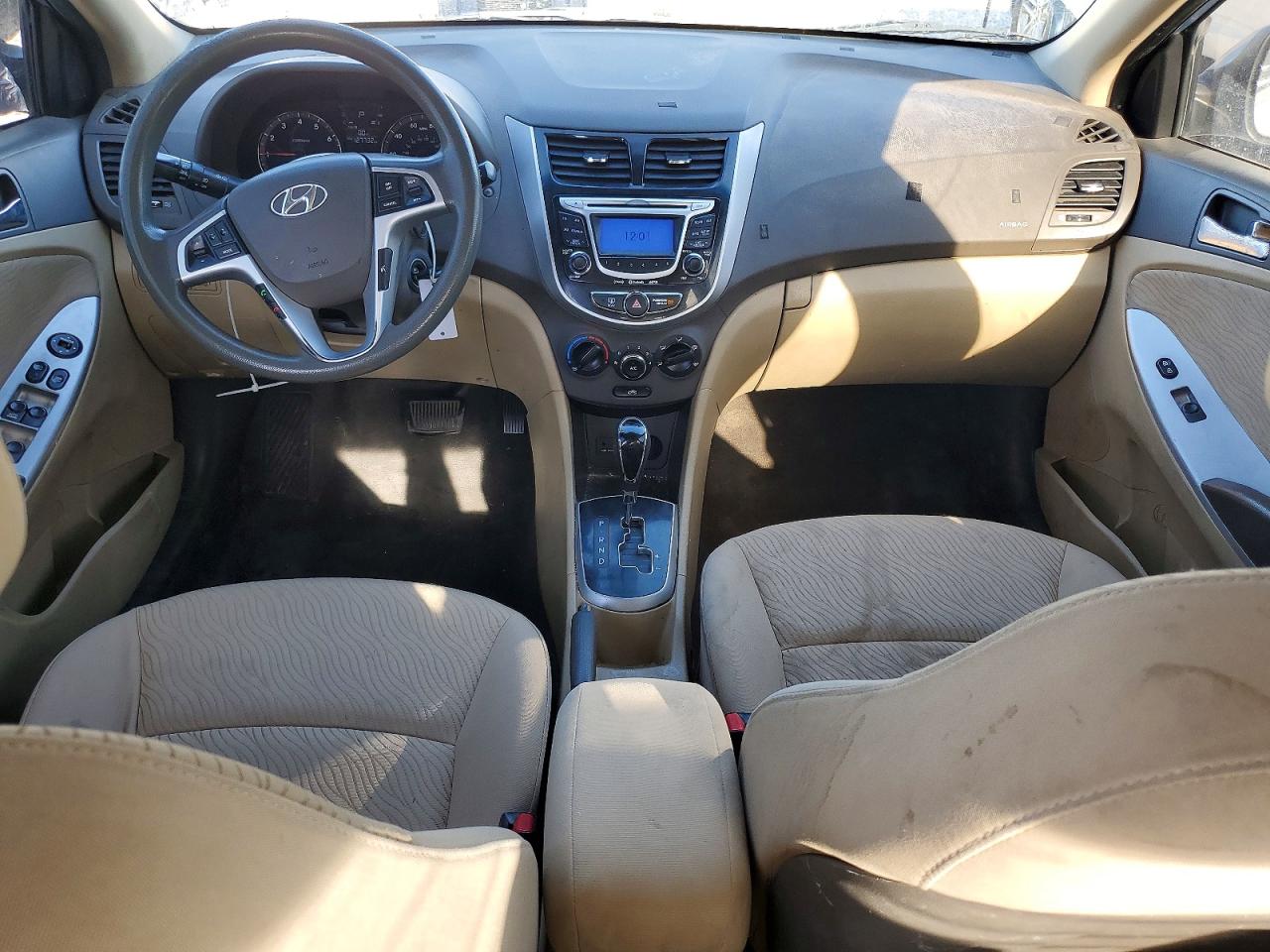 2012 HYUNDAI ACCENT photo 15