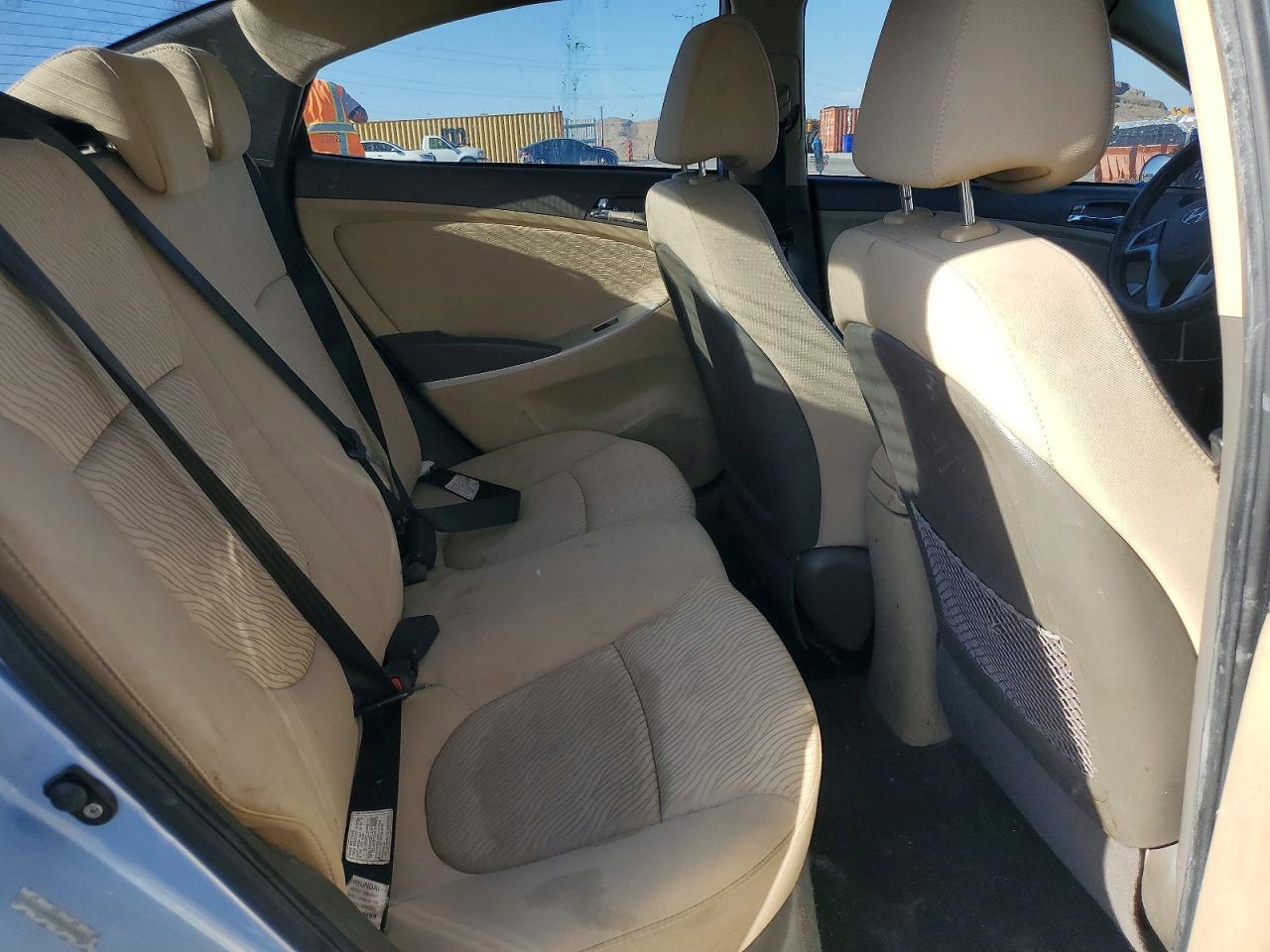 2012 HYUNDAI ACCENT photo 19