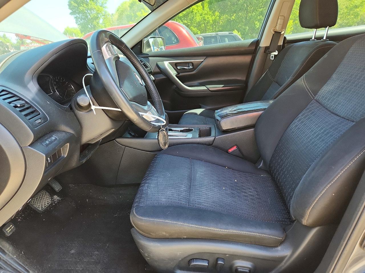 2016 NISSAN ALTIMA 2.5 SV photo 19