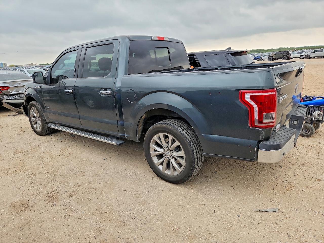 2015 FORD F150 SUPERCREW photo 4
